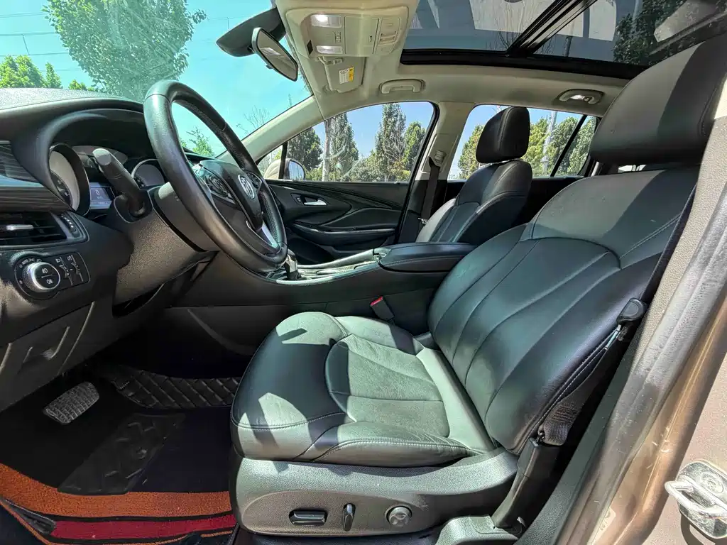 Buick Envision Plus — фото 4