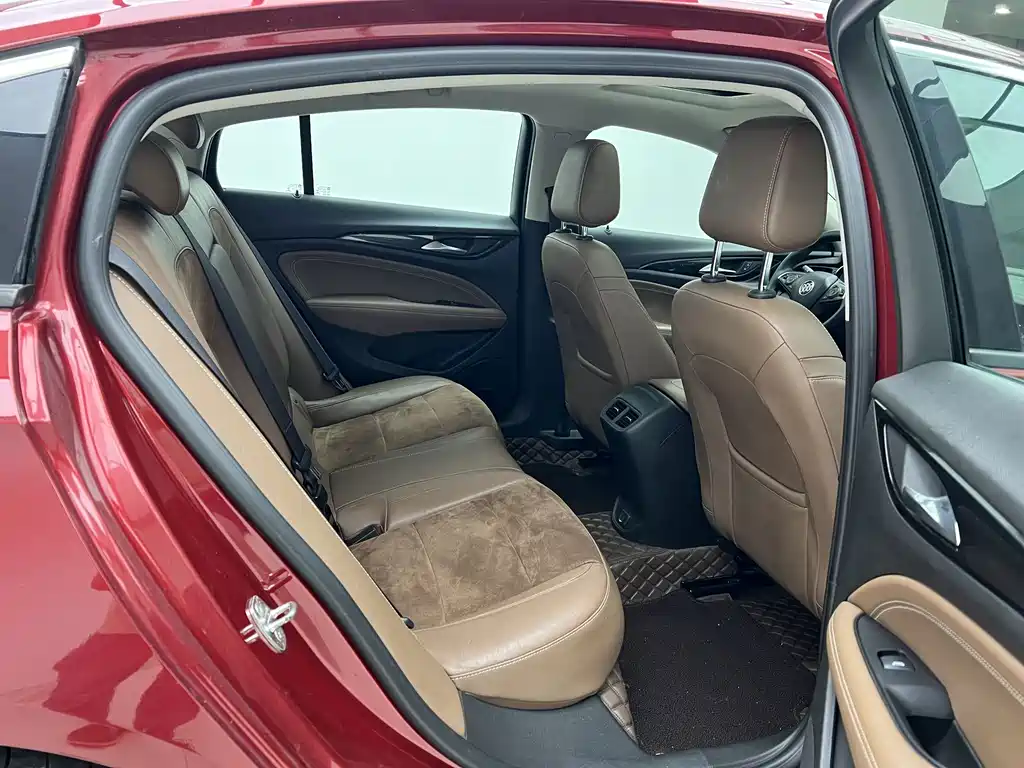 Buick Regal — фото 14
