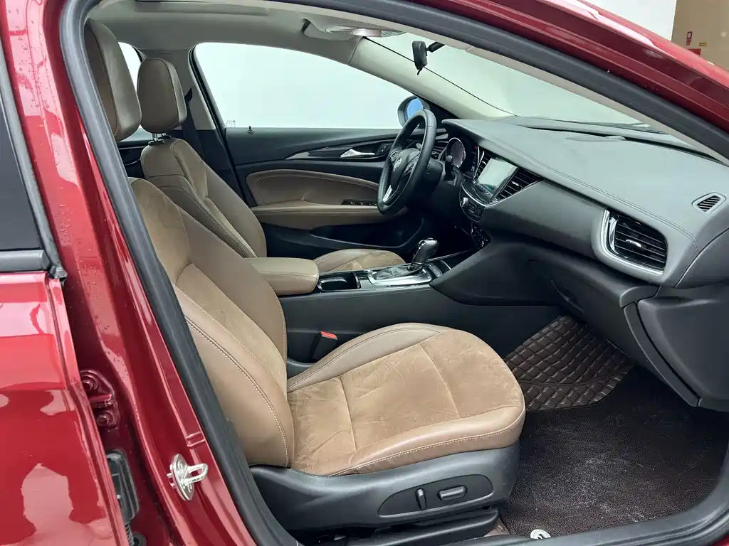 Buick Regal — фото 15