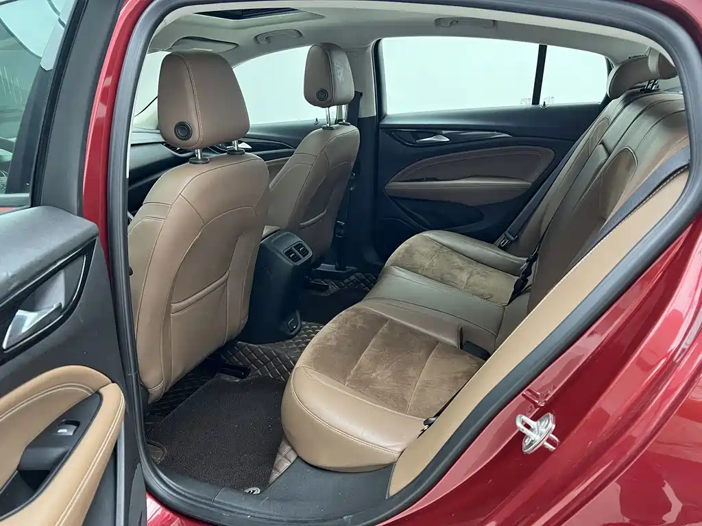 Buick Regal — фото 9
