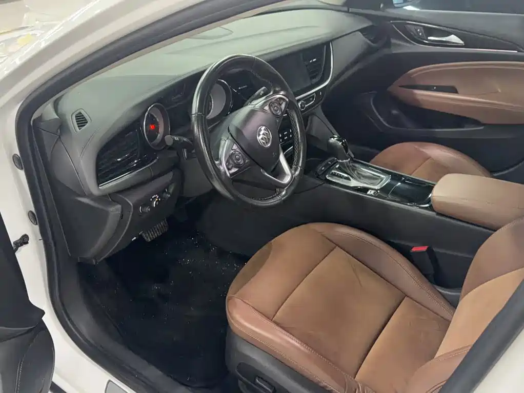 Buick Regal — фото 7
