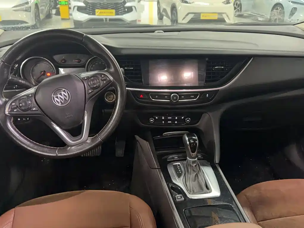 Buick Regal — фото 9