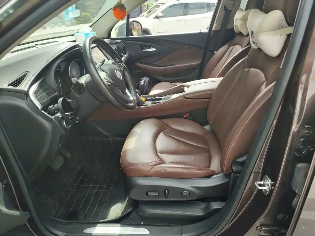 Buick Envision Plus — фото 8