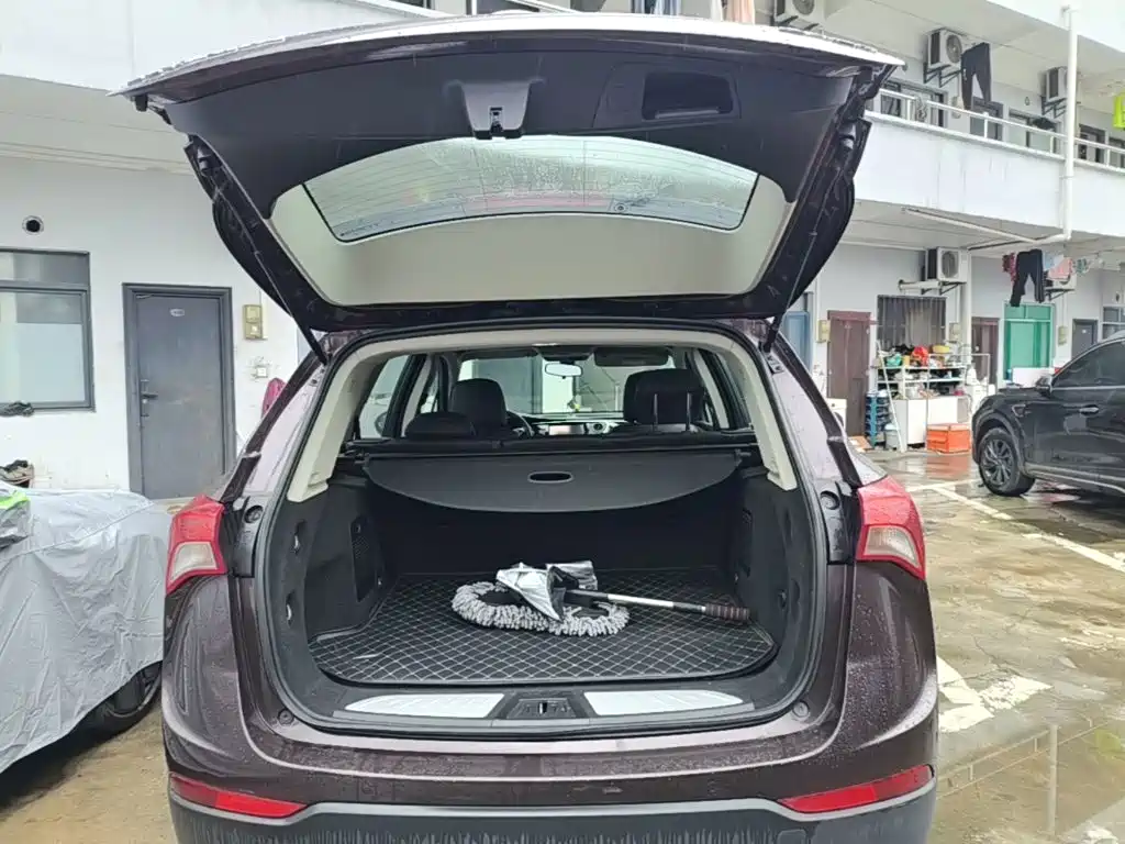 Buick Envision Plus — фото 19
