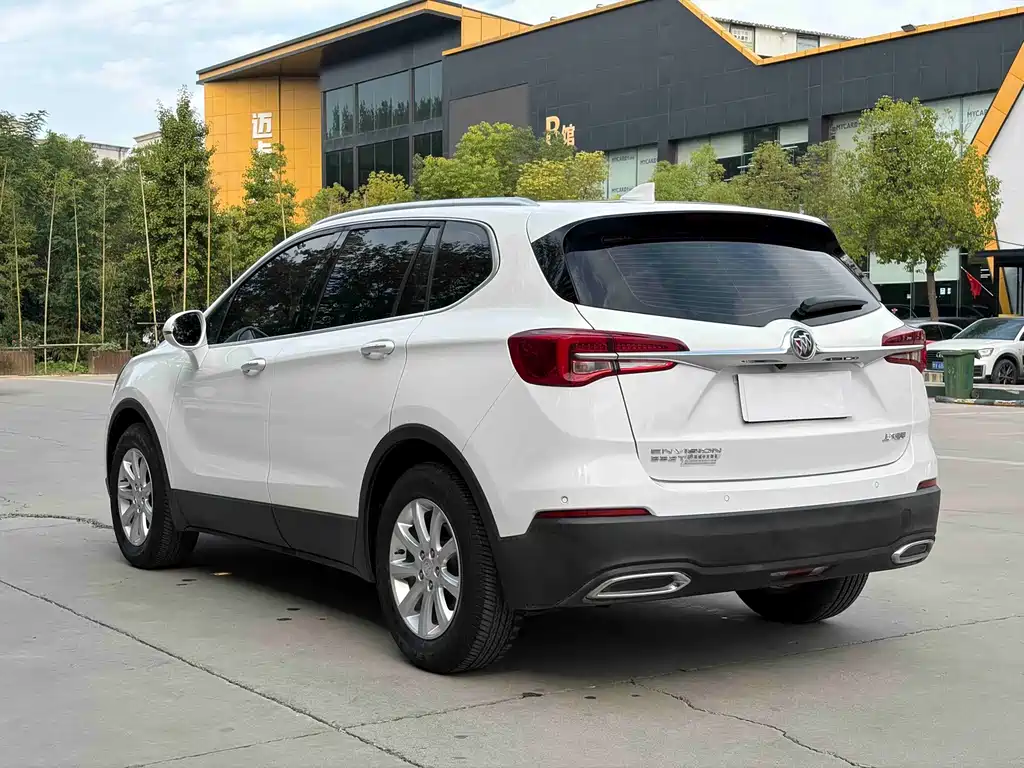 Buick Envision Plus — фото 4