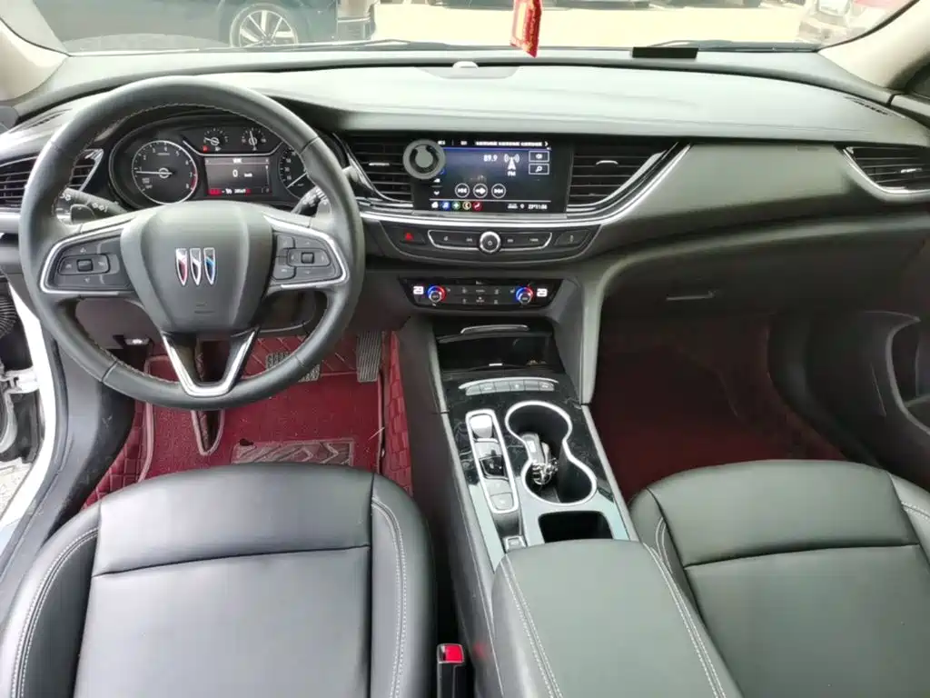 Buick Regal — фото 10