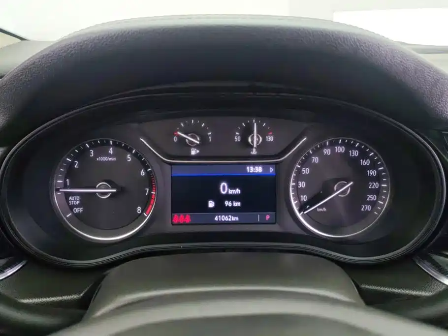 Buick Regal — фото 14