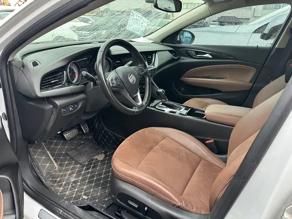Buick Regal — фото 14