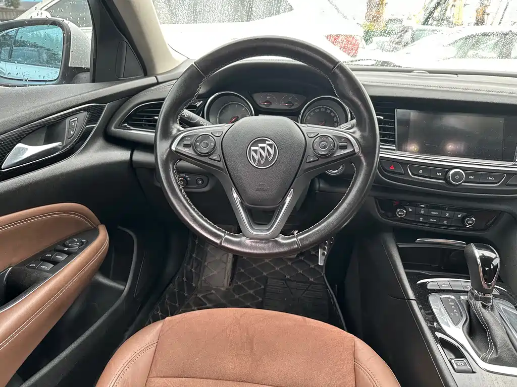 Buick Regal — фото 8
