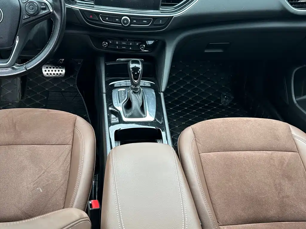 Buick Regal — фото 9