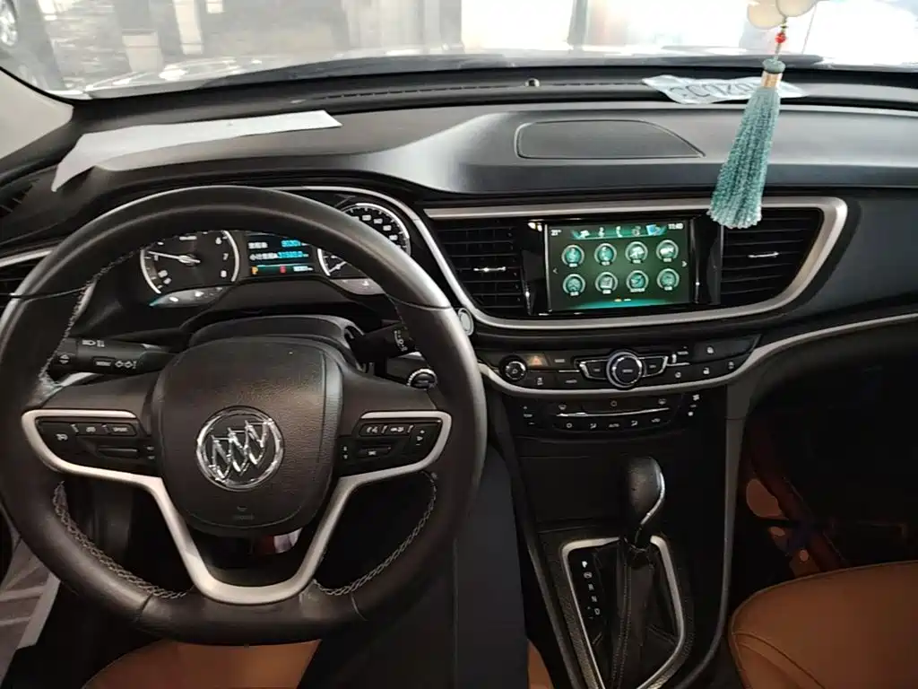 Buick Excelle — фото 10
