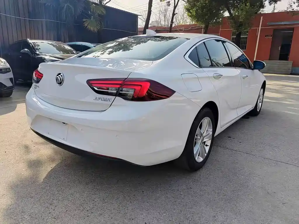 Buick Regal — фото 19