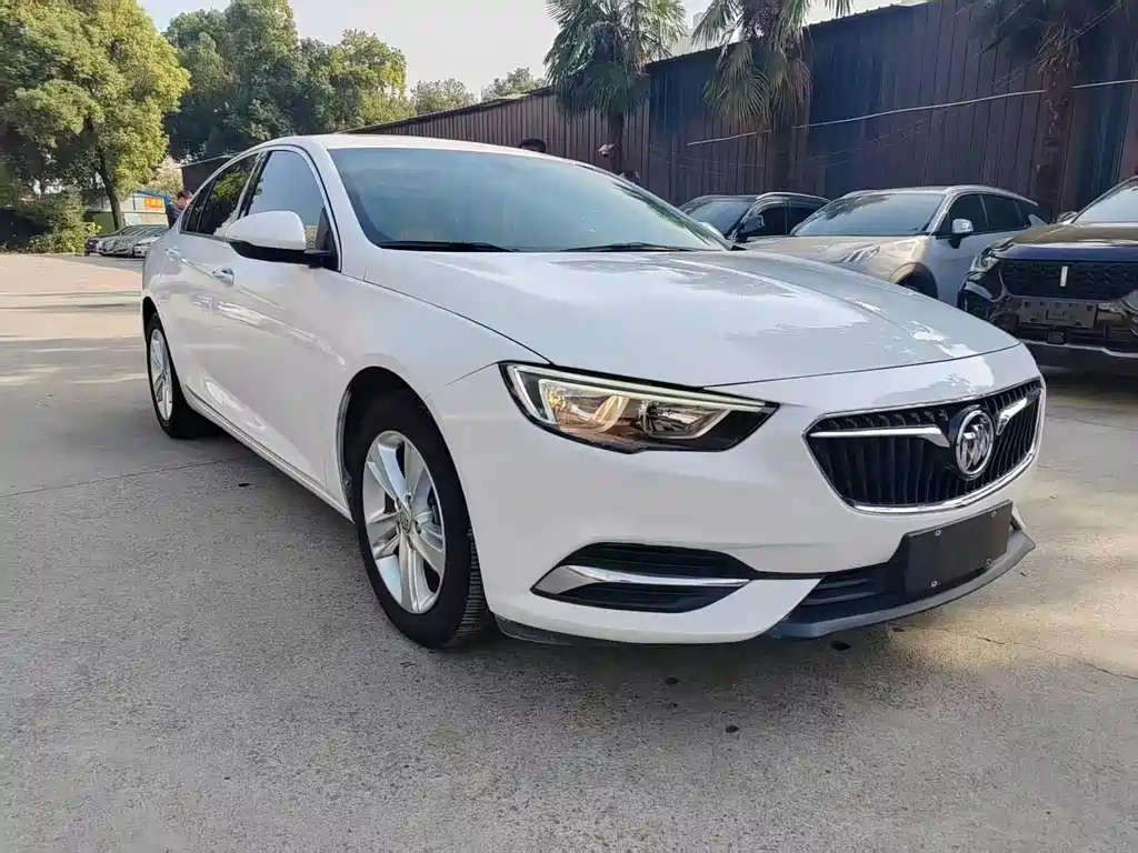 Buick Regal — фото 3