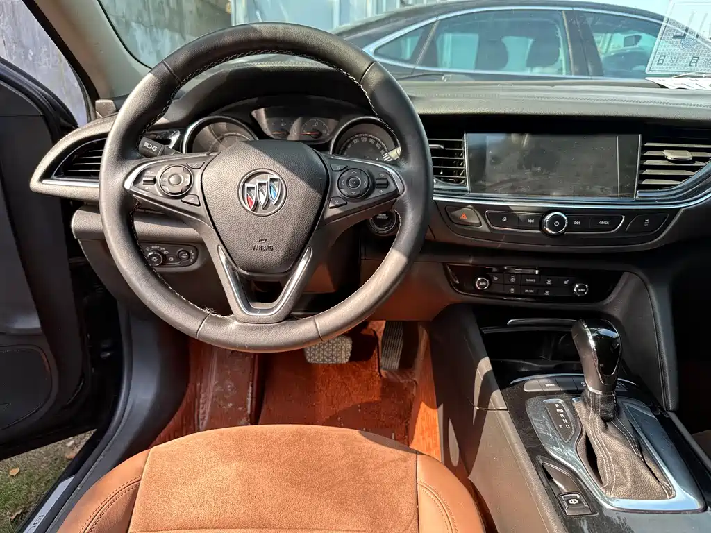 Buick Regal — фото 8