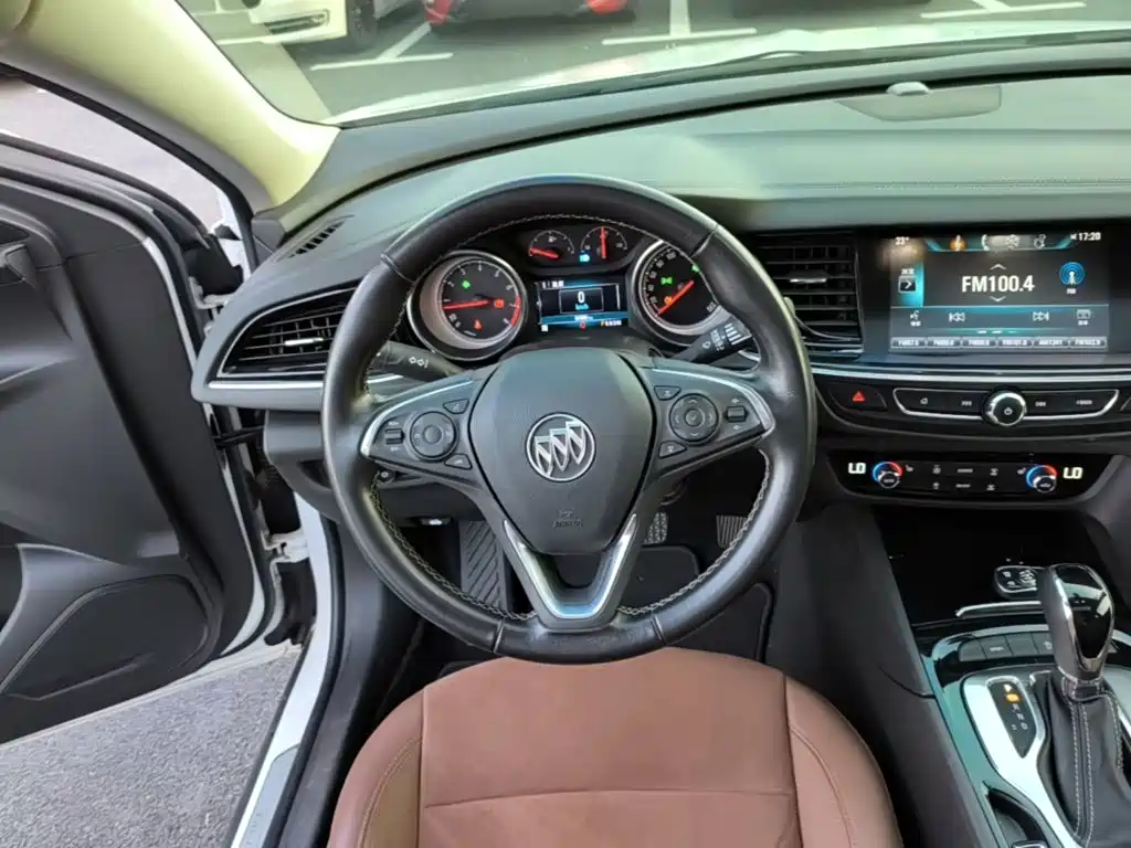 Buick Regal — фото 11