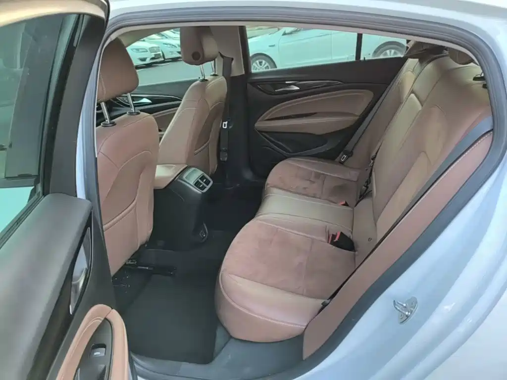 Buick Regal — фото 17
