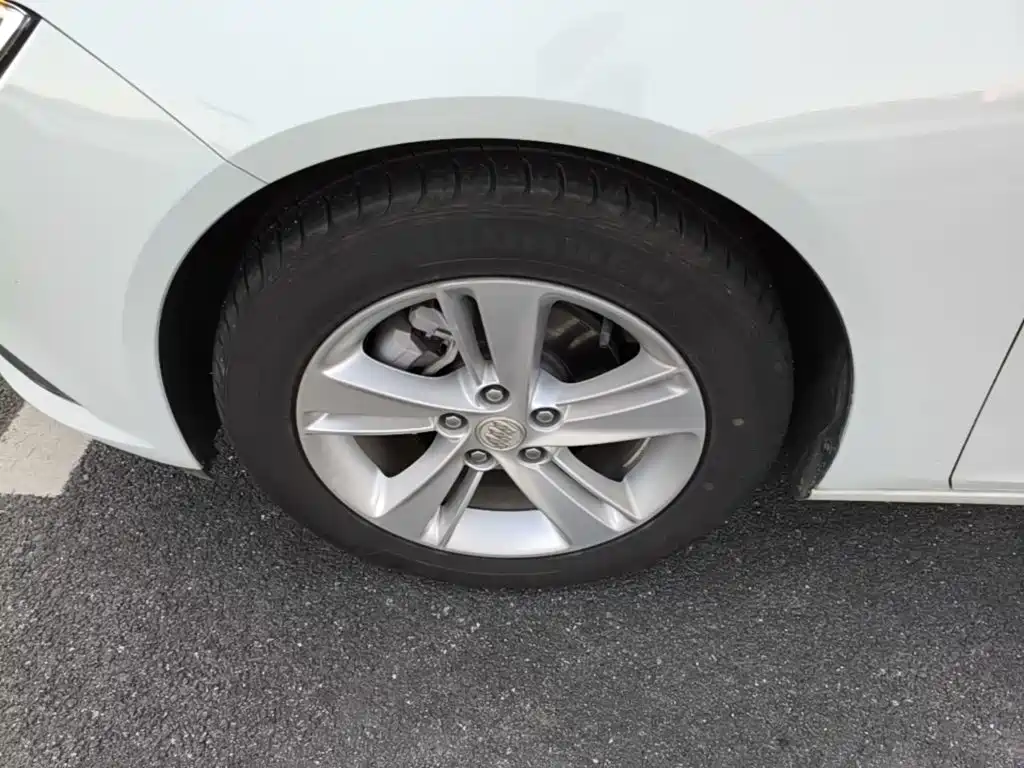 Buick Regal — фото 23