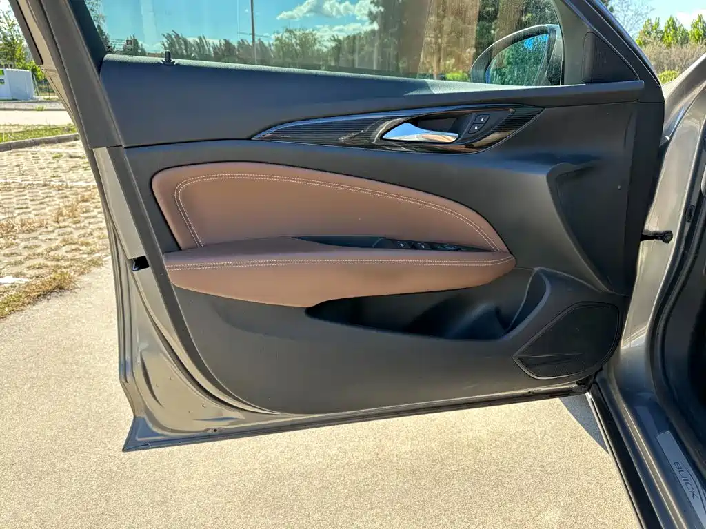 Buick Regal — фото 13