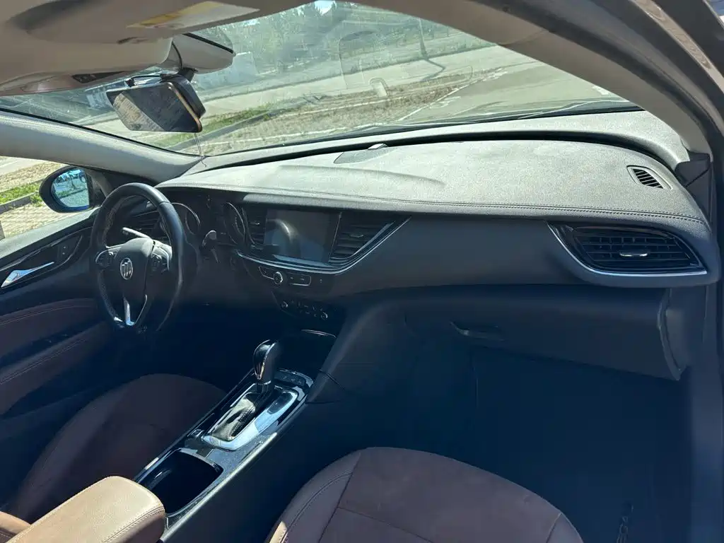 Buick Regal — фото 17