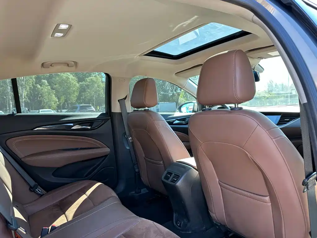 Buick Regal — фото 20