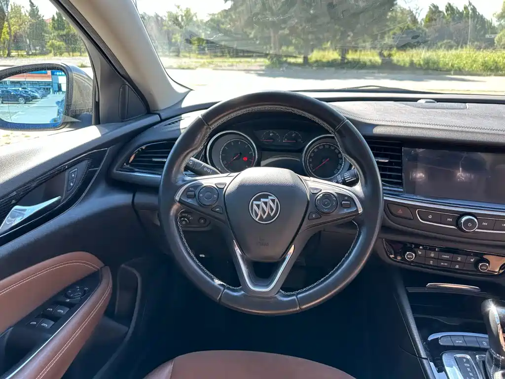 Buick Regal — фото 21