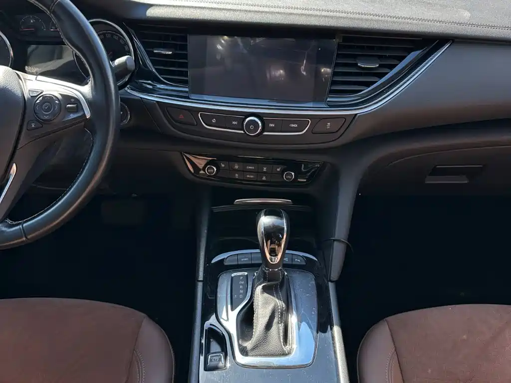 Buick Regal — фото 22