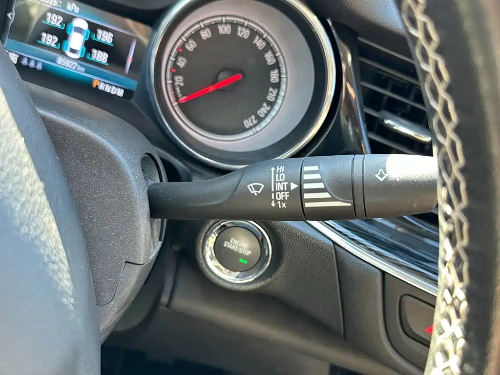 Buick Regal — фото 25