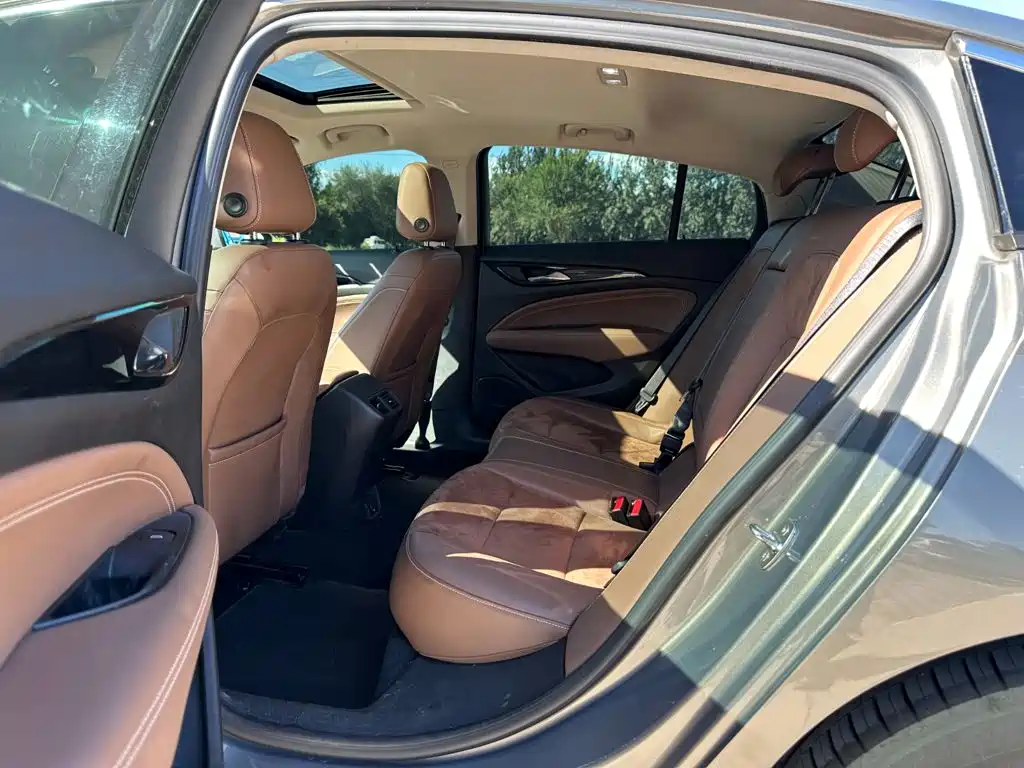 Buick Regal — фото 9