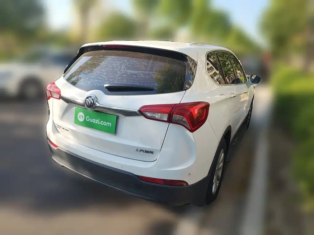 Buick Envision Plus — фото 4