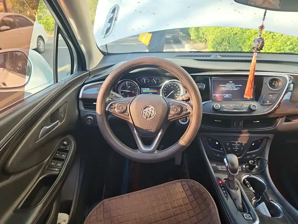 Buick Envision Plus — фото 6