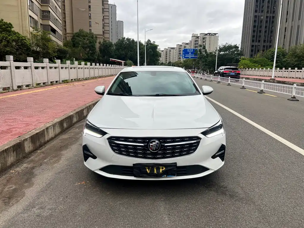 Buick Regal — фото 2