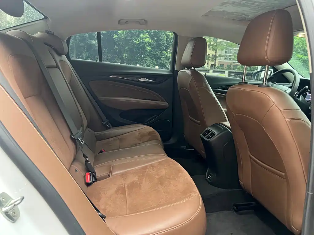 Buick Regal — фото 4