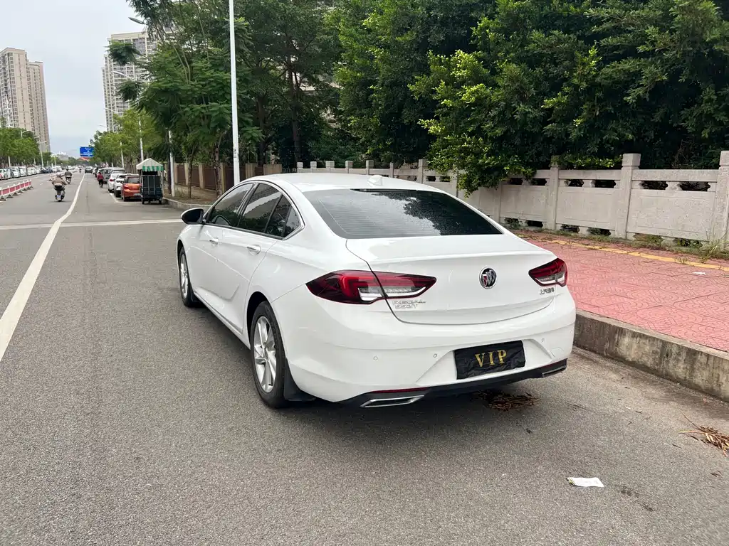 Buick Regal — фото 9