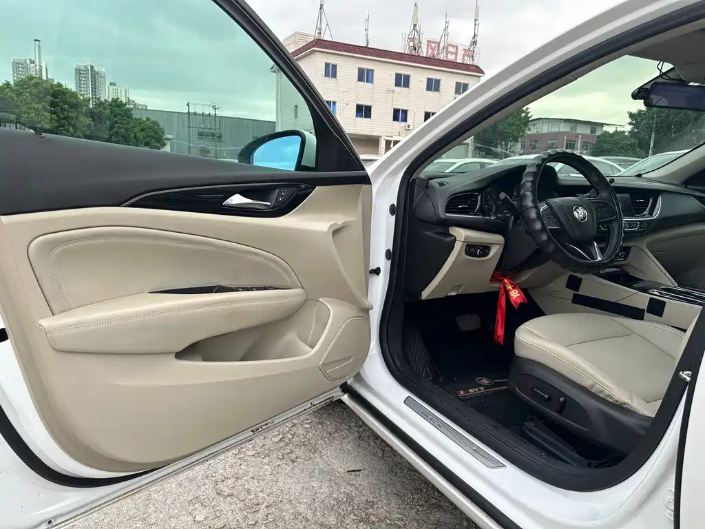 Buick Regal — фото 4