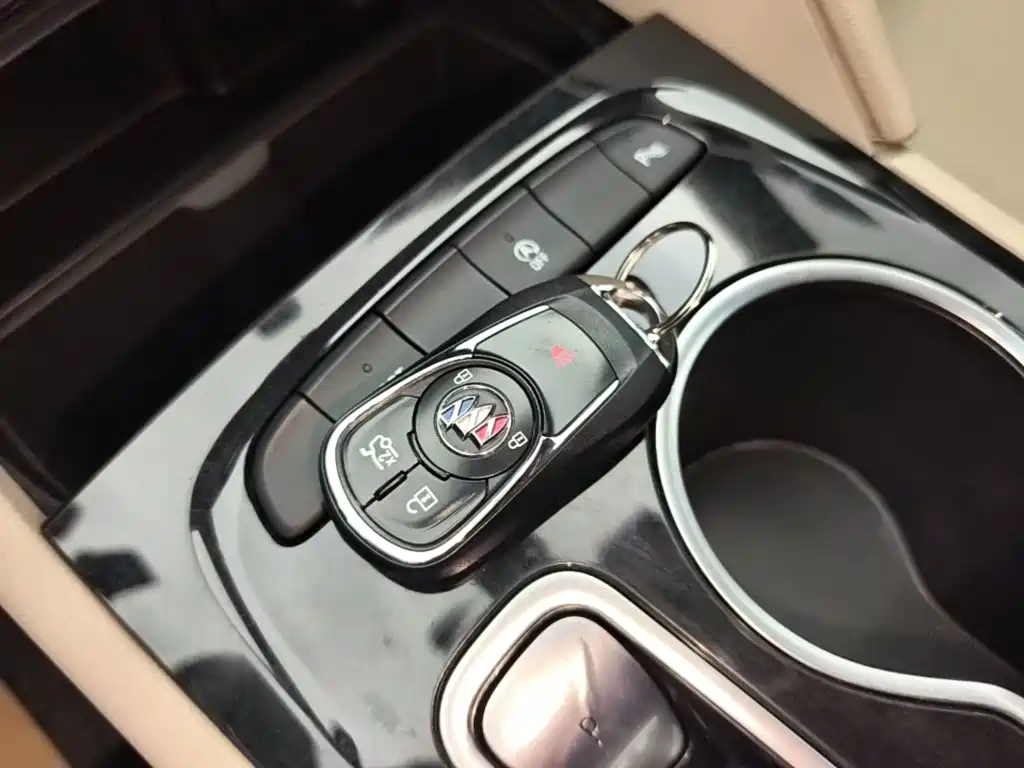 Buick Regal — фото 9