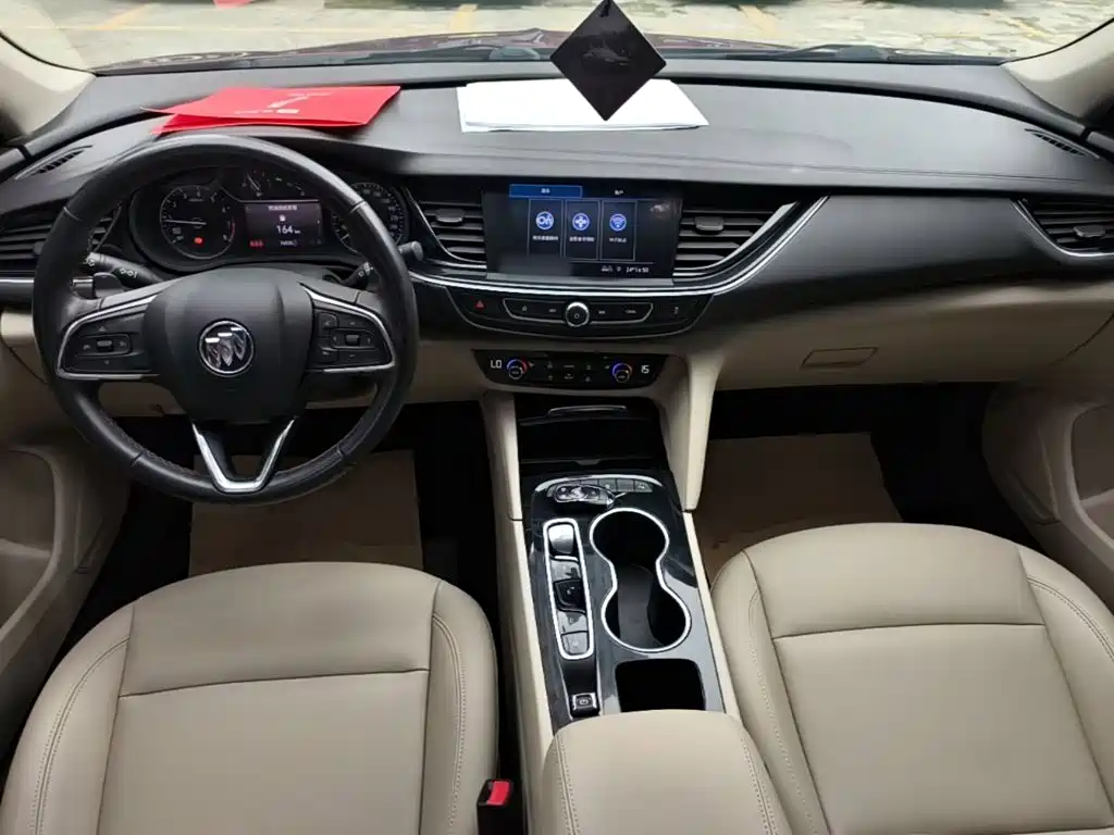 Buick Regal — фото 10