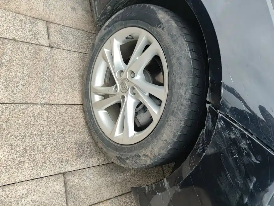 Buick Regal — фото 6