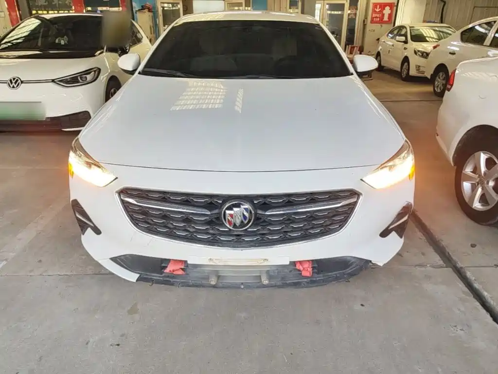 Buick Regal — фото 3