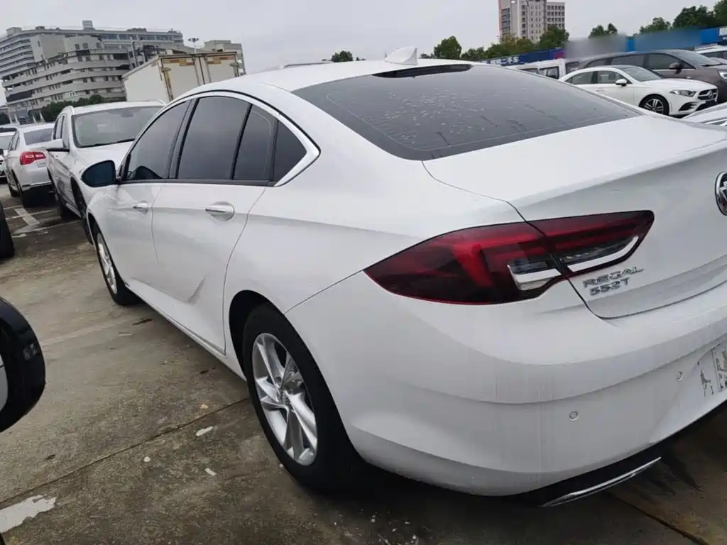 Buick Regal — фото 5