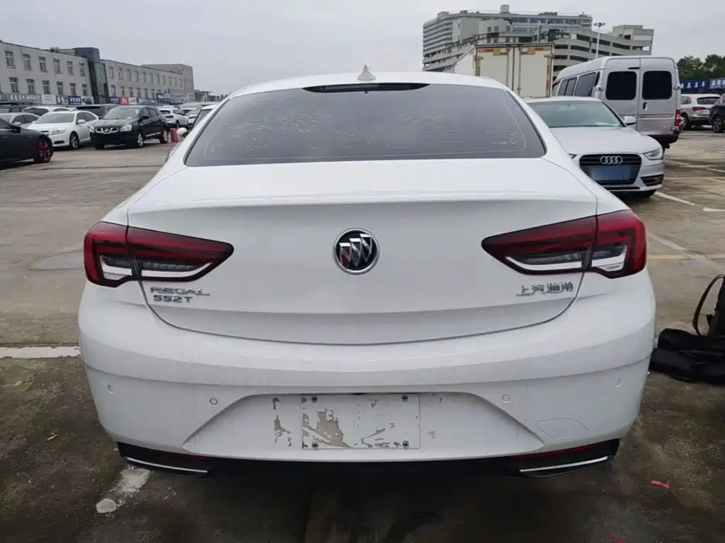 Buick Regal — фото 6