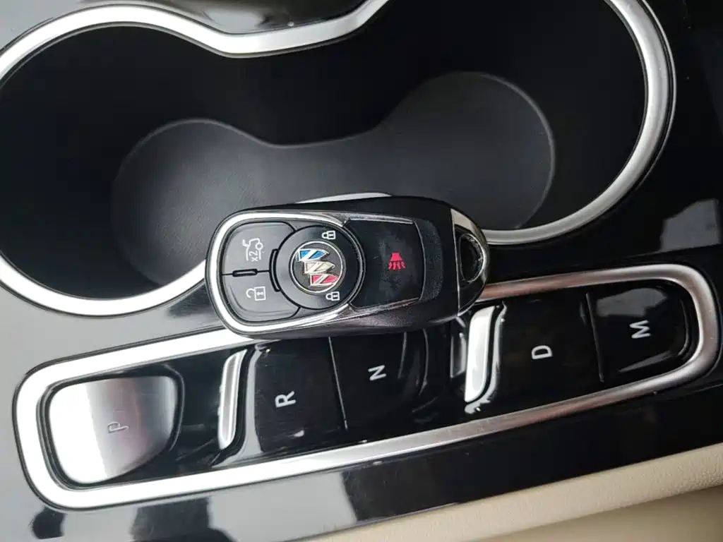 Buick Regal — фото 9