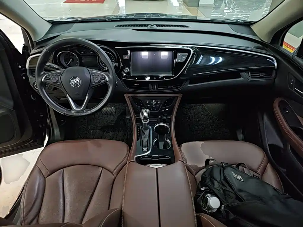 Buick Envision Plus — фото 10