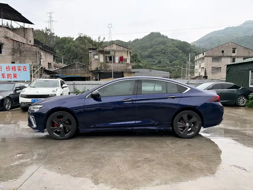 Buick Regal — фото 2
