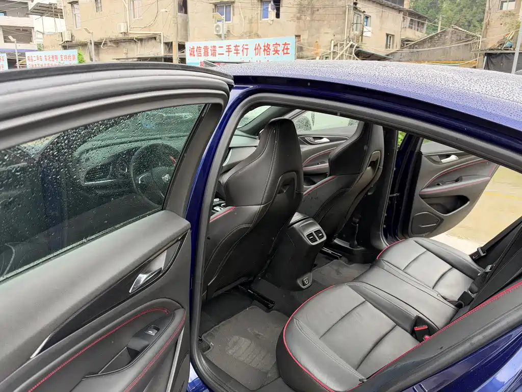 Buick Regal — фото 8