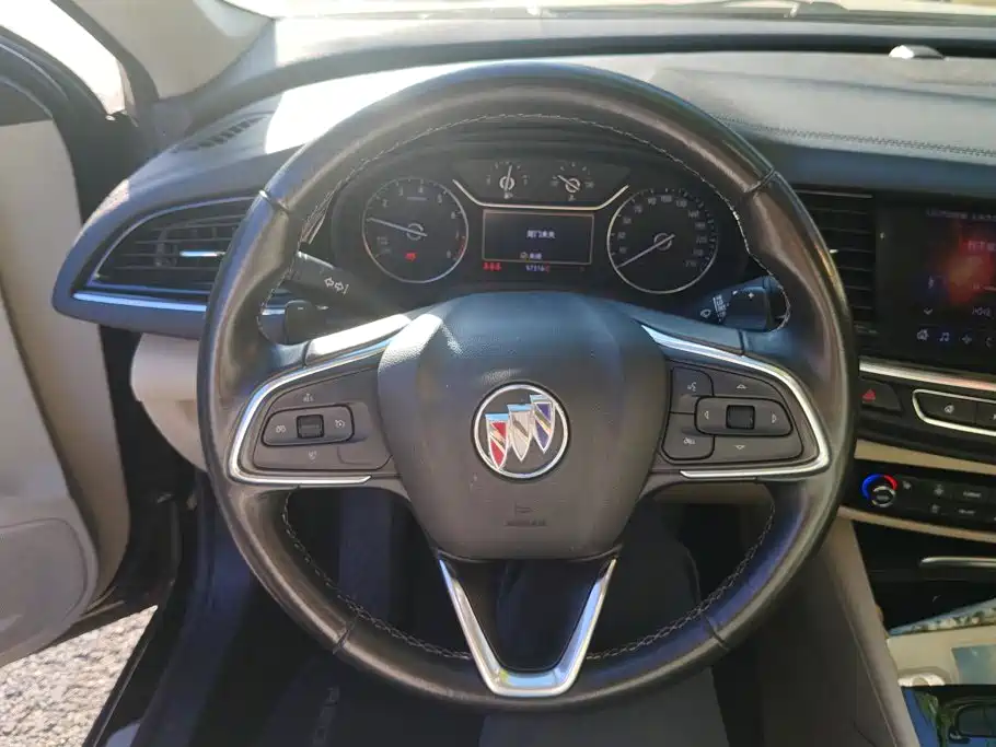 Buick Regal — фото 15