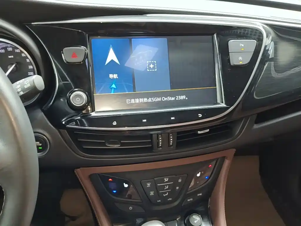 Buick Envision Plus — фото 13