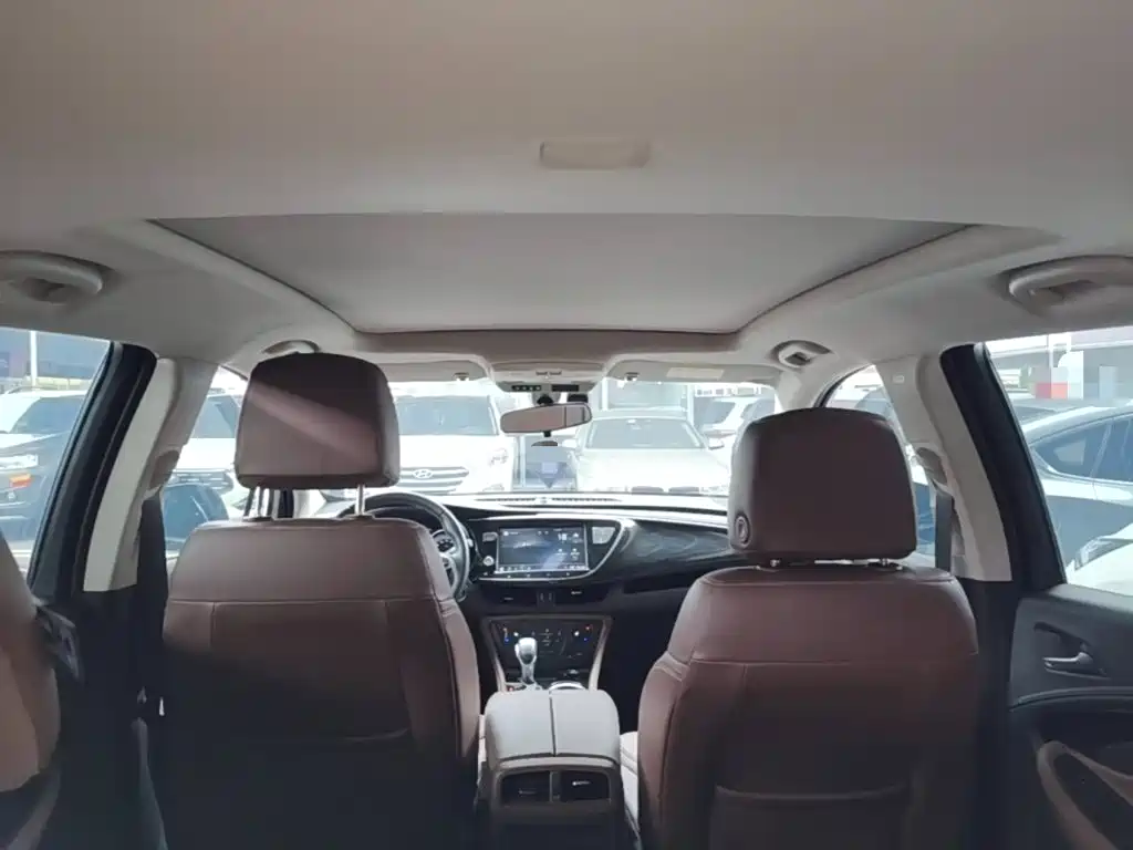 Buick Envision Plus — фото 18