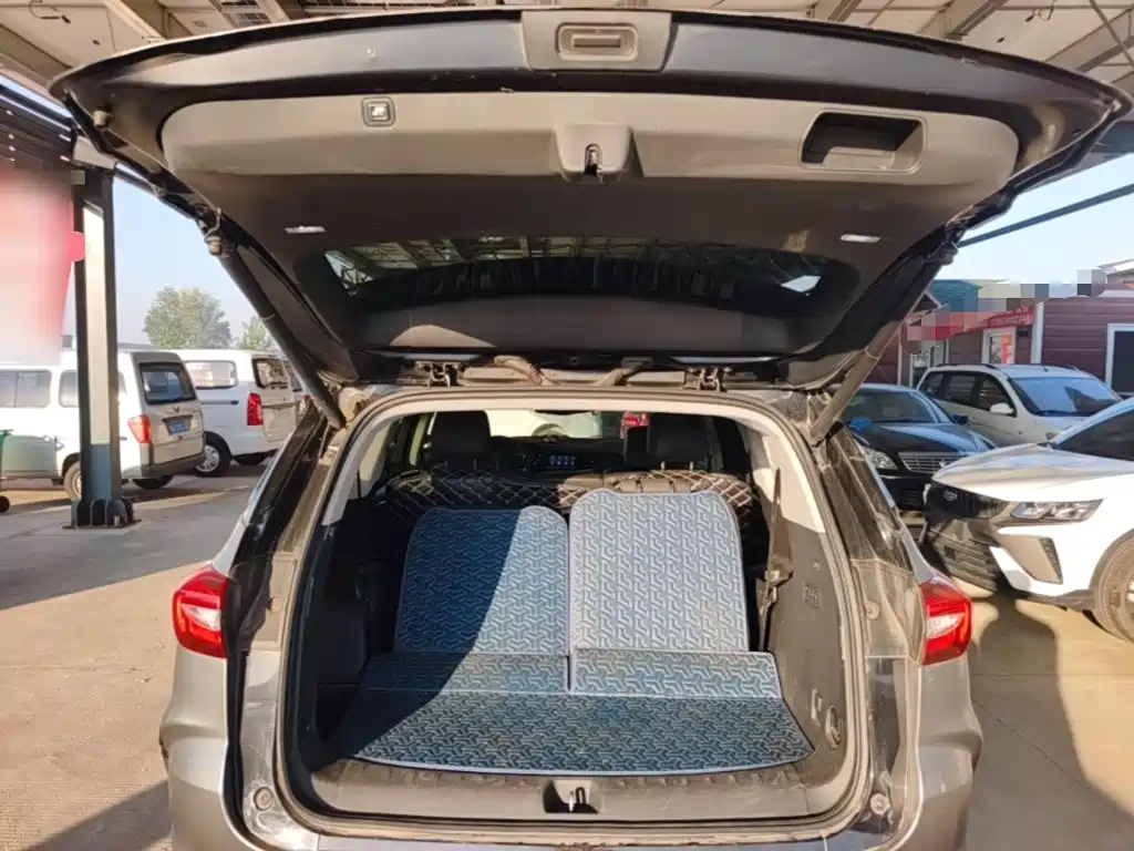 Buick Enclave — фото 19