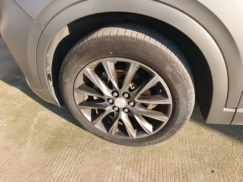 Buick Enclave — фото 23