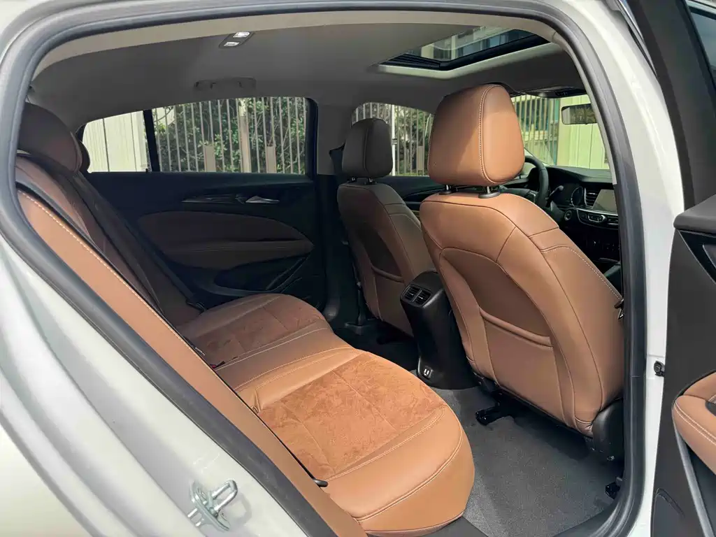 Buick Regal — фото 17